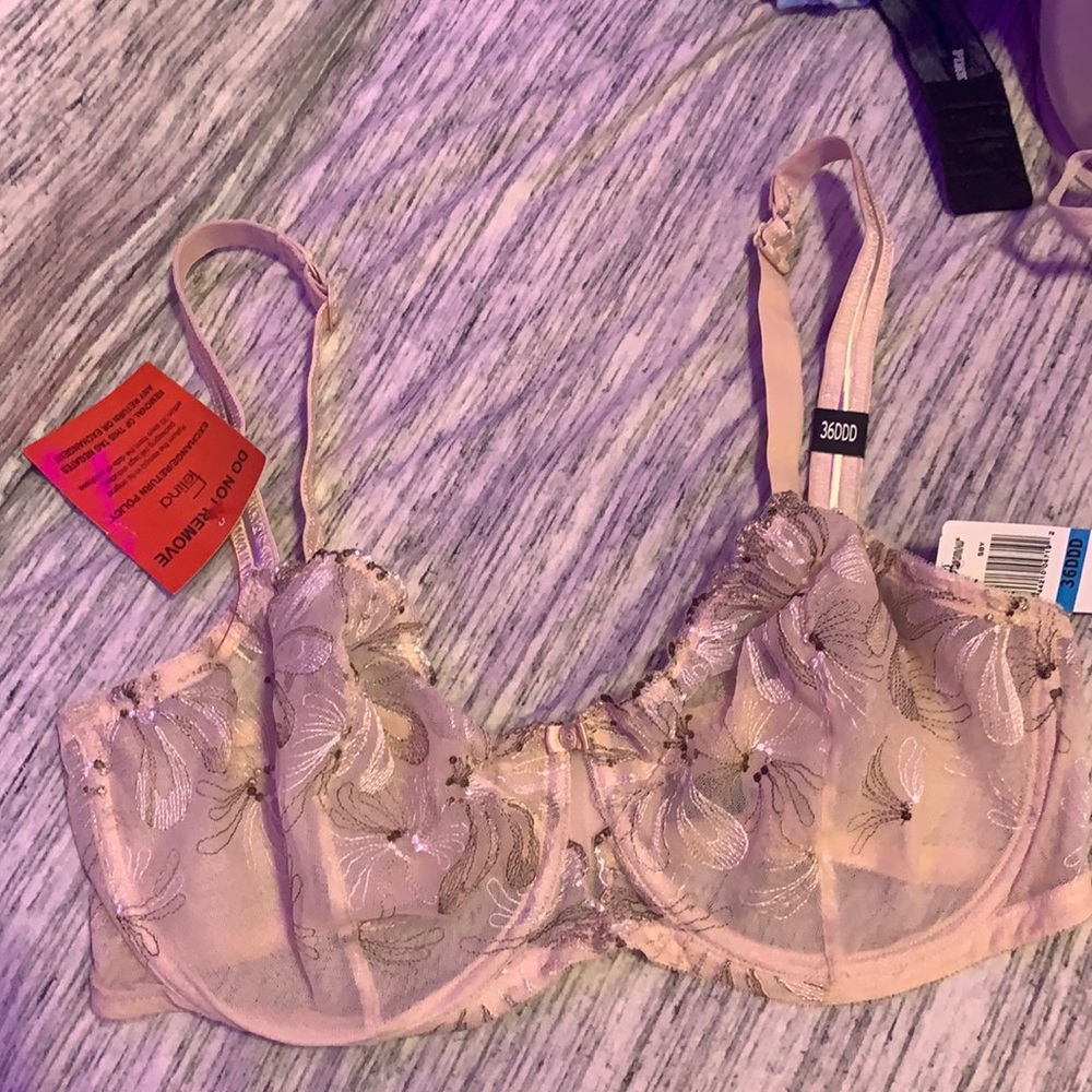 36DDD light pink bra